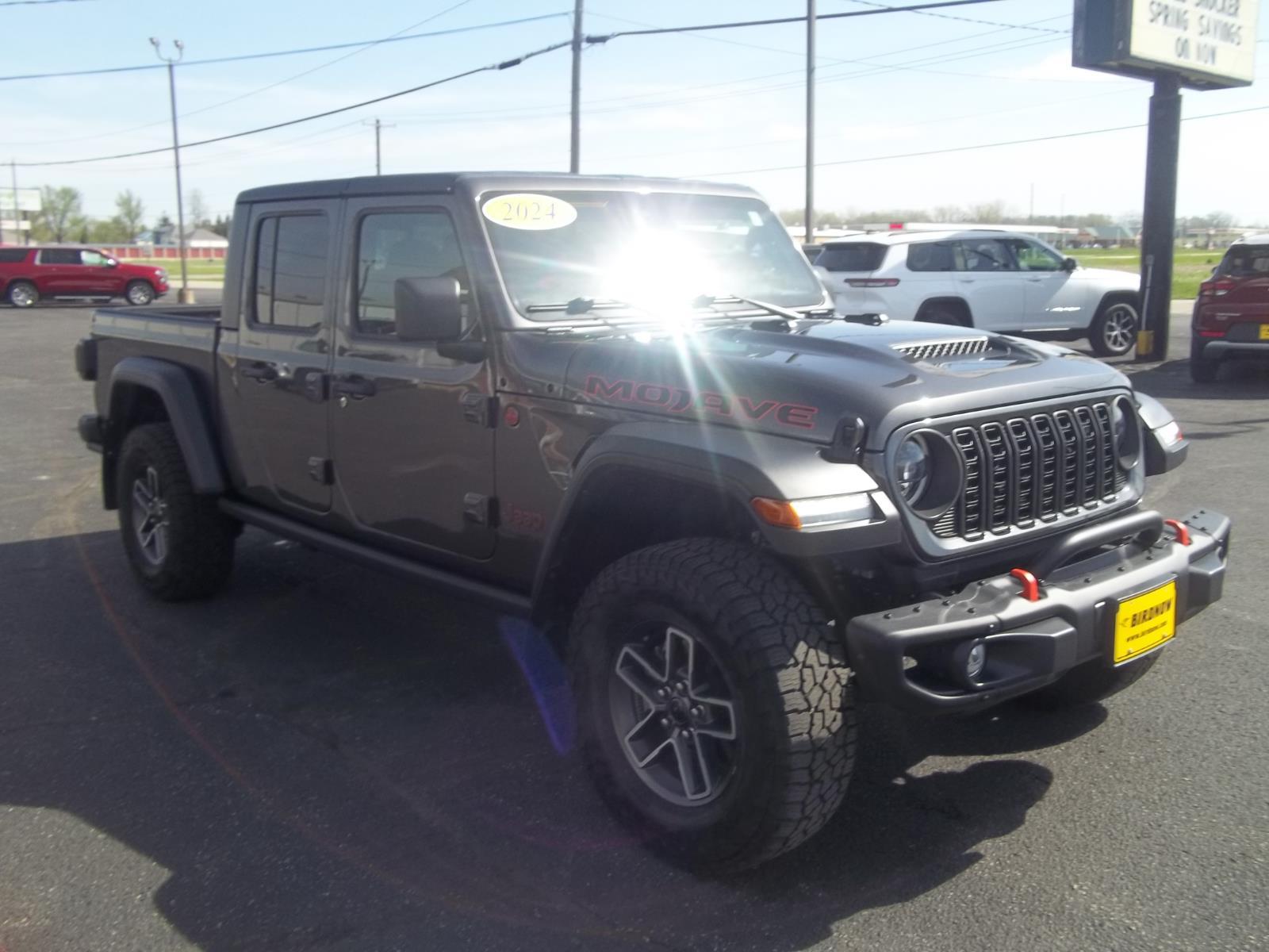 Gray (Granite Crystal Metallic Clearcoat) 2024 Jeep Gladiator Mojave Crew Cab 4WD Pickup Truck Four-Wheel Drive 8-Speed Automatic