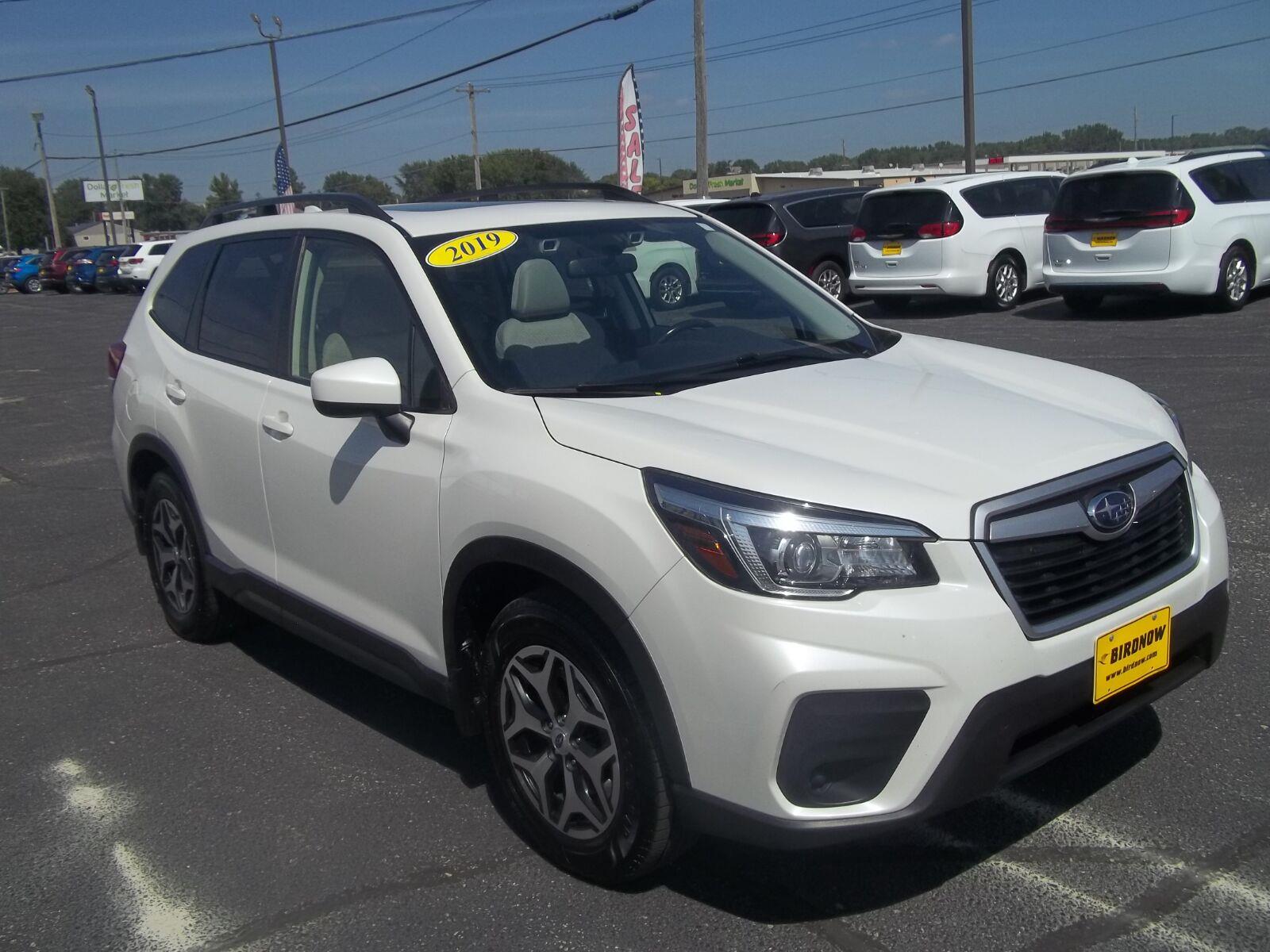 Crystal White Pearl 2019 Subaru Forester SUV / Crossover All-Wheel Drive Continuously Variable Transmission