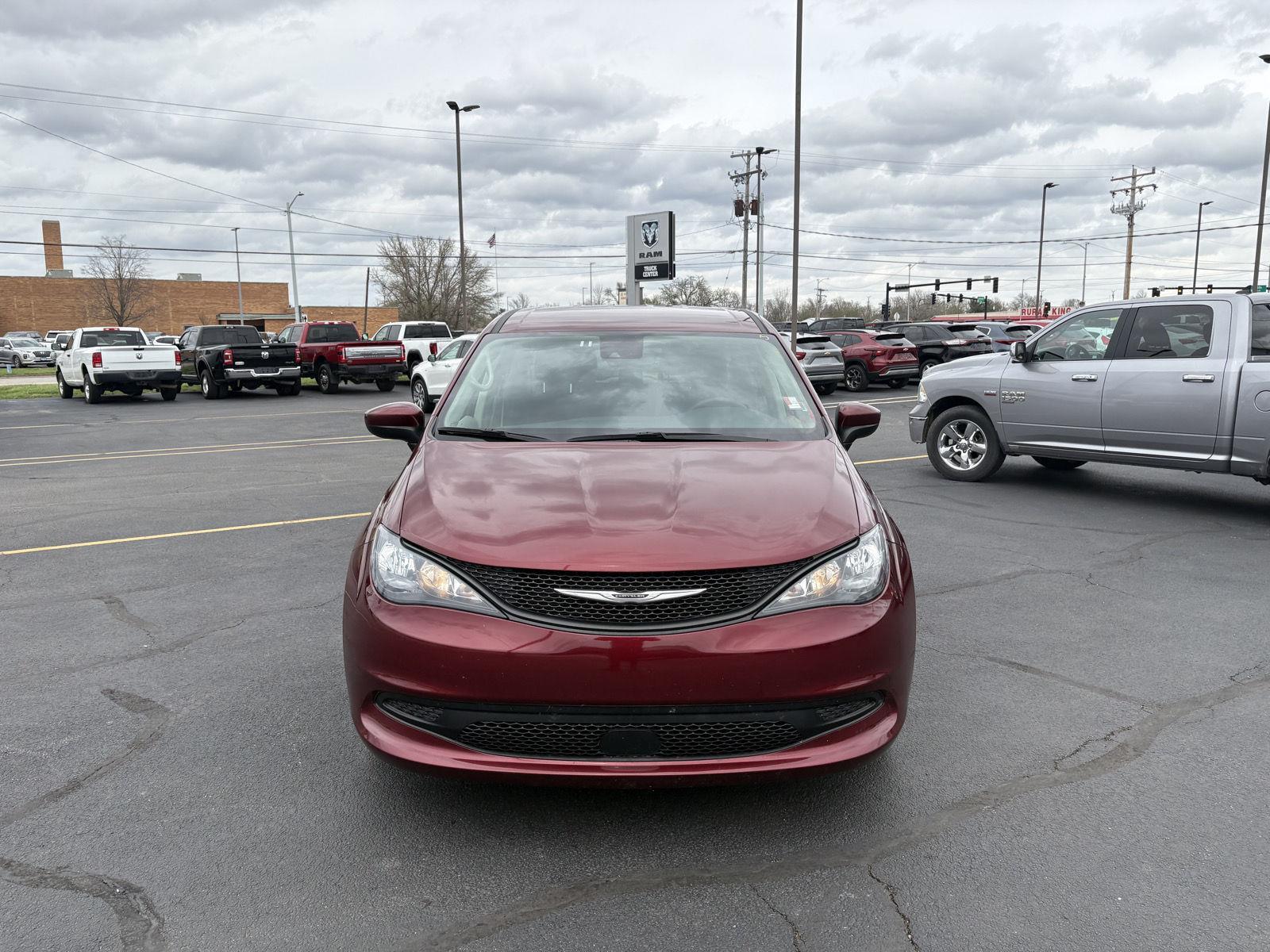 View vehicle photo 7