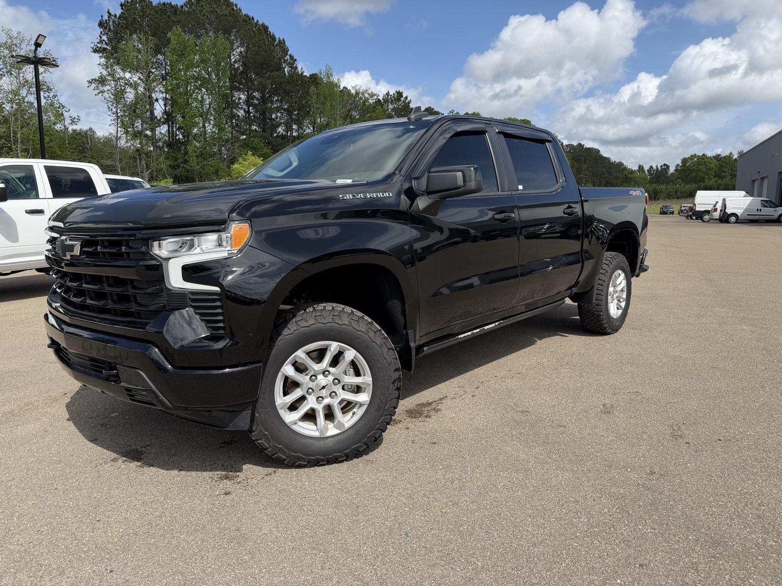 Black 2023 Chevrolet Silverado 1500 RST Crew Cab 4WD Pickup Truck Four-Wheel Drive Automatic