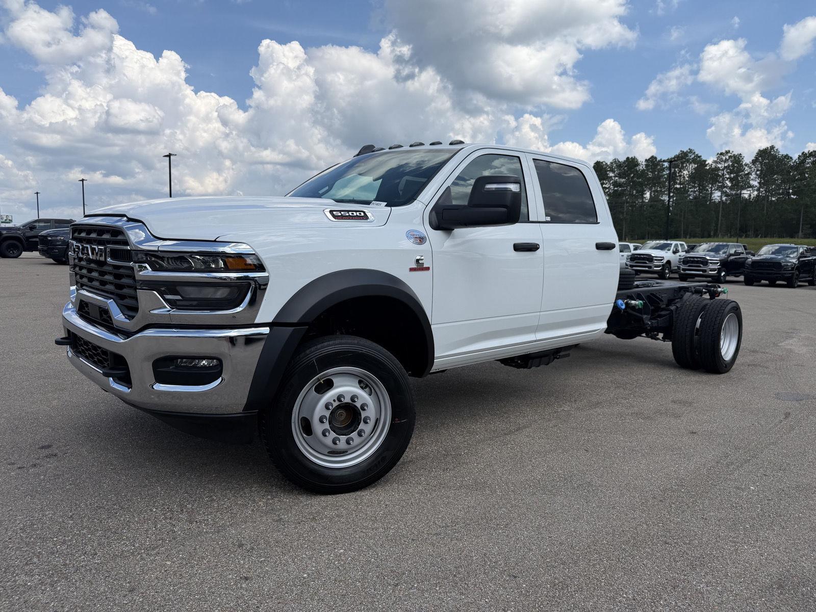 2026 RAM 5500 Big Horn 4X4 Crew Cab DRW 197" WB's photo