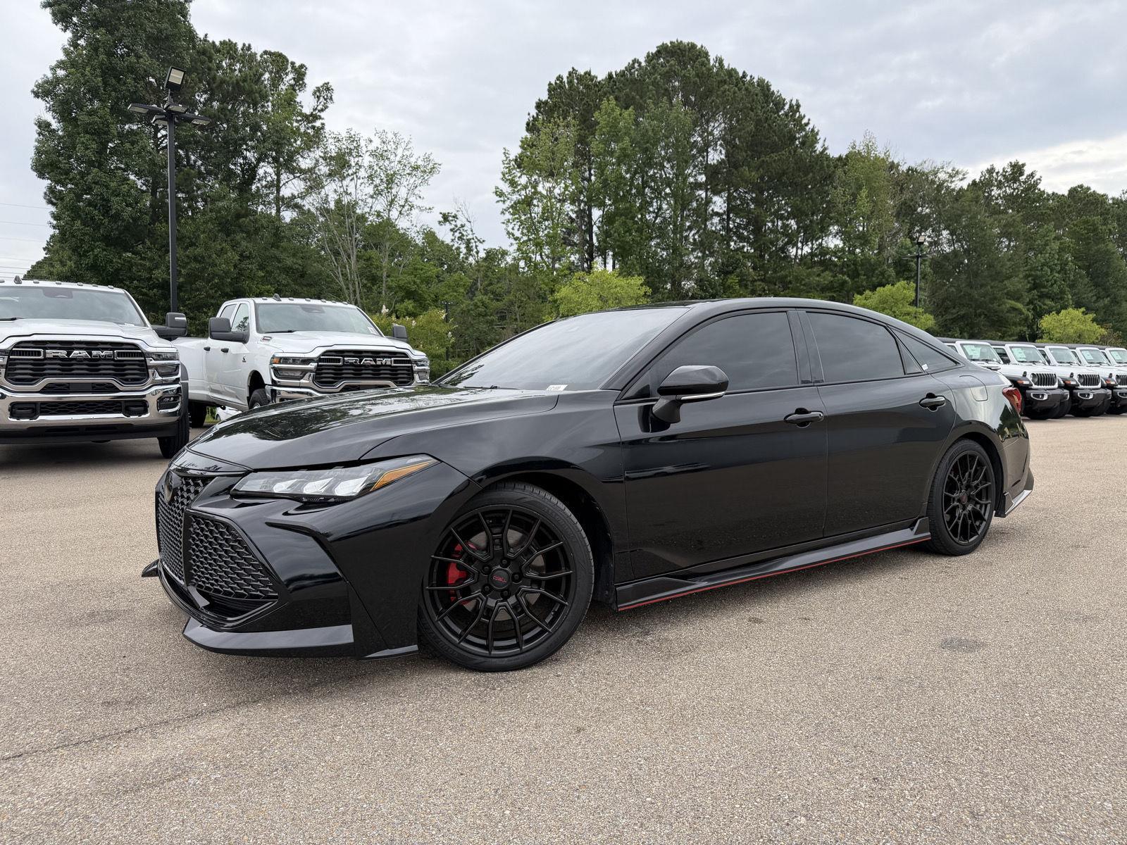 Midnight Black Metallic 2021 Toyota Avalon Sedan Front-Wheel Drive 8-Speed Automatic