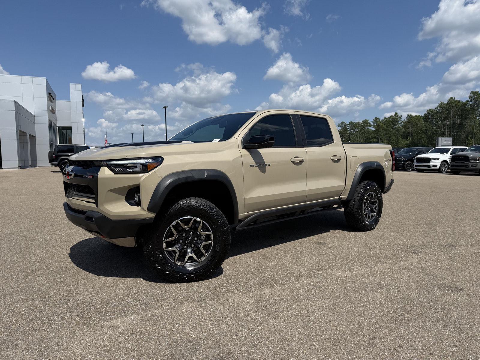 Sand Dune Metallic 2023 Chevrolet Colorado Pickup Truck Four-Wheel Drive 8-Speed Automatic