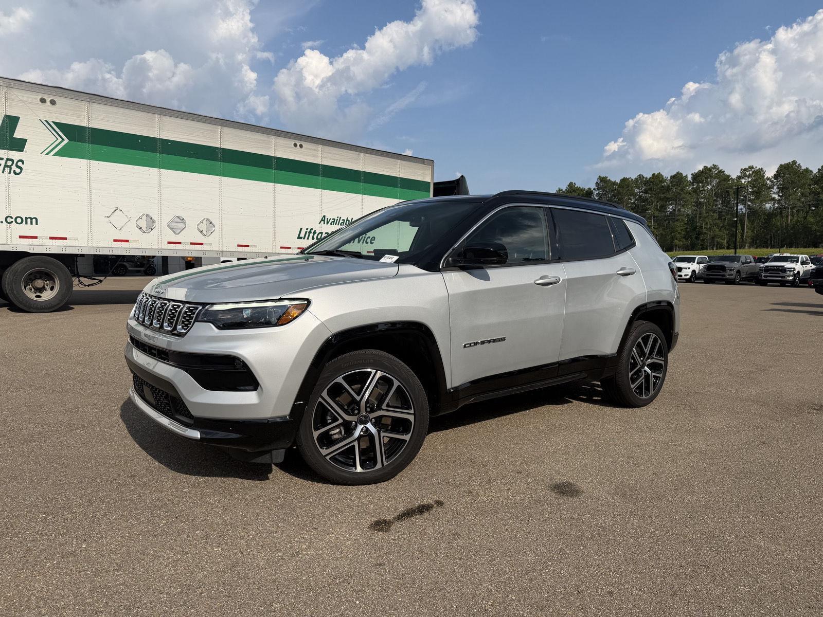 Silver Zynith Metallic Clearcoat 2025 Jeep Compass SUV / Crossover Four-Wheel Drive 8-Speed Automatic