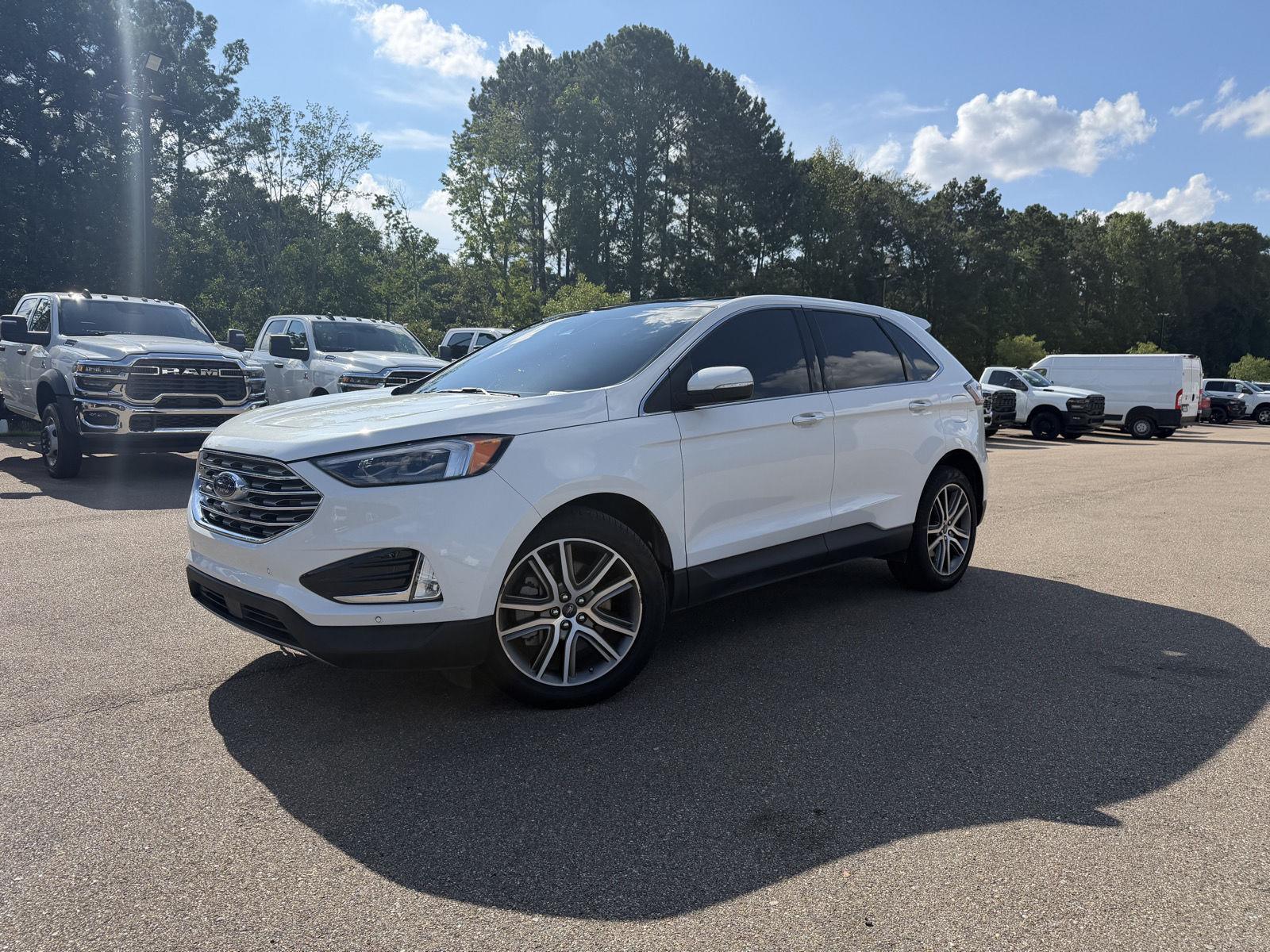 Star White Metallic Tri-Coat 2022 Ford Edge SUV / Crossover All-Wheel Drive 8-Speed Automatic