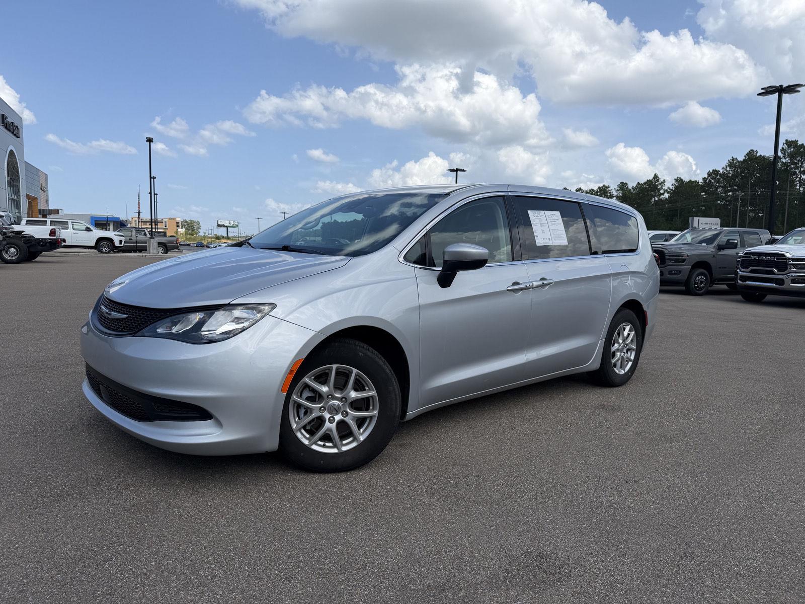 Silver Mist Clearcoat 2023 Chrysler Voyager Minivan Front-Wheel Drive 9-Speed Automatic