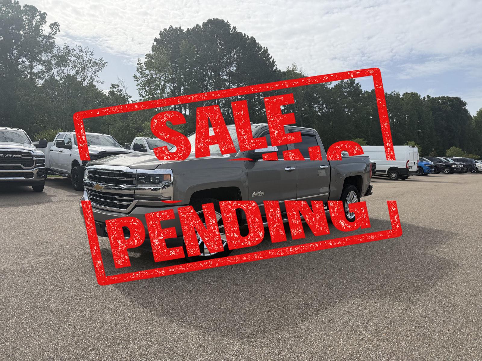 2017 Chevrolet Silverado 1500 High Country Crew Cab 4WD