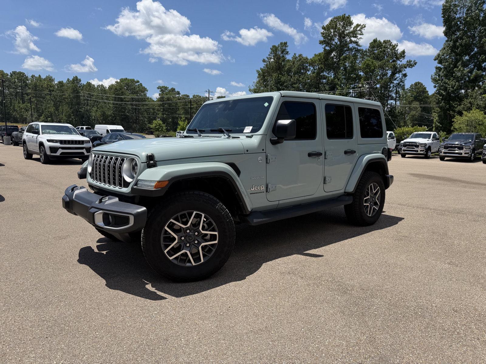 2024 Jeep Wrangler Sahara 4-Door 4WD