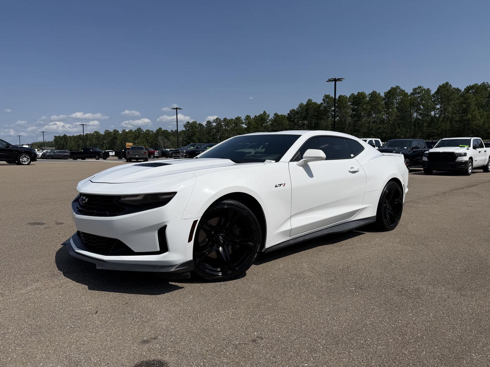 2021 Chevrolet Camaro LT1 Coupe RWD
