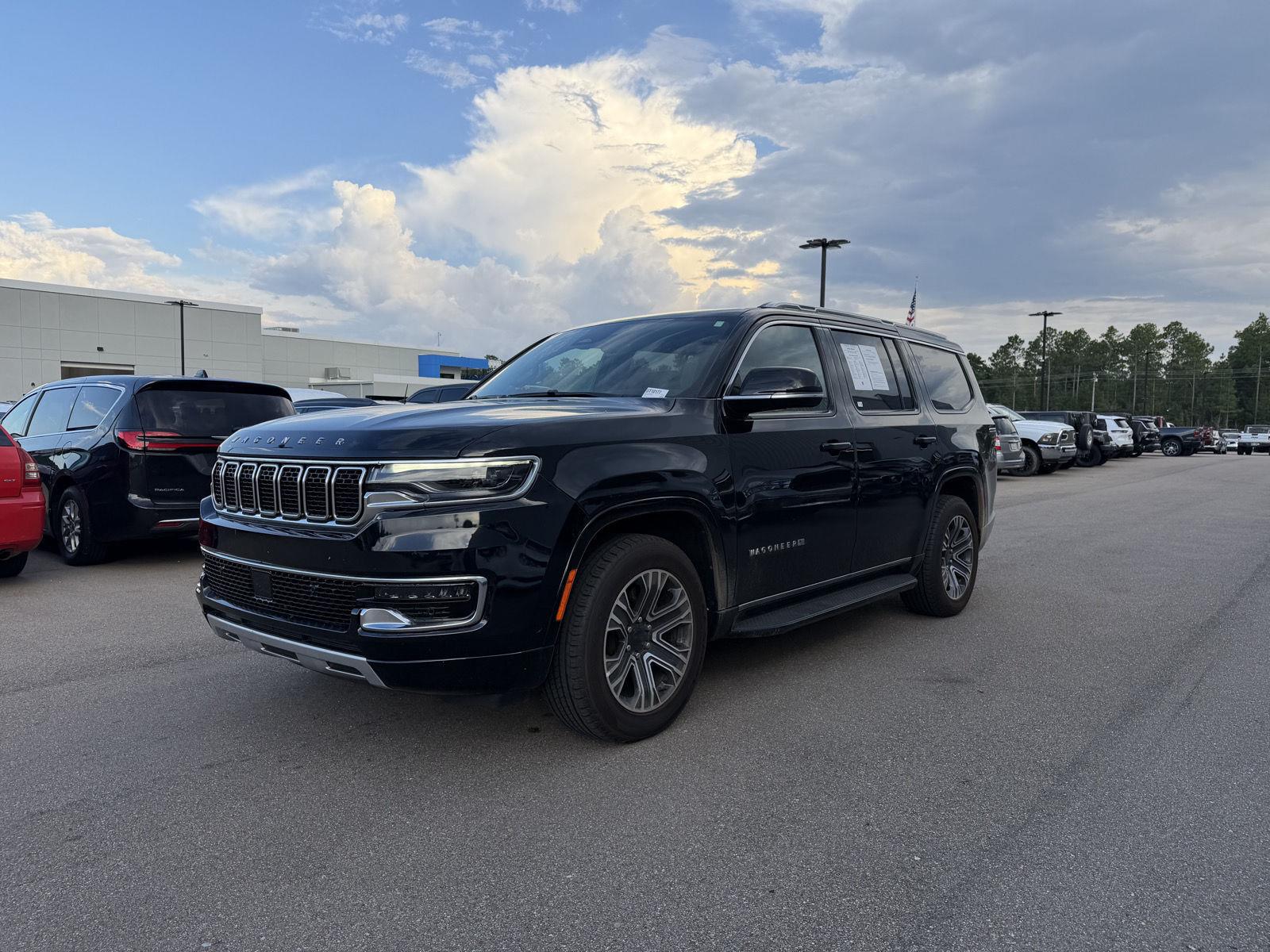 Diamond Black Crystal Pearlcoat 2024 Jeep Wagoneer SUV / Crossover Four-Wheel Drive 8-Speed Automatic