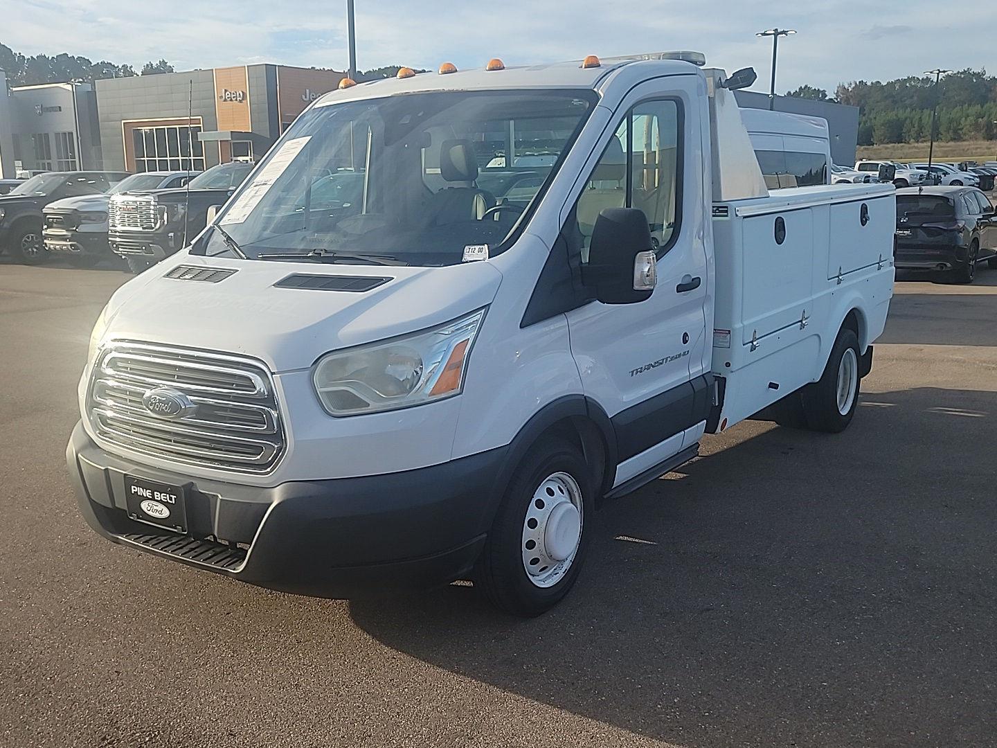  2016 Ford Transit Chassis 350 HD 9950 GVWR 138 DRW RWD   