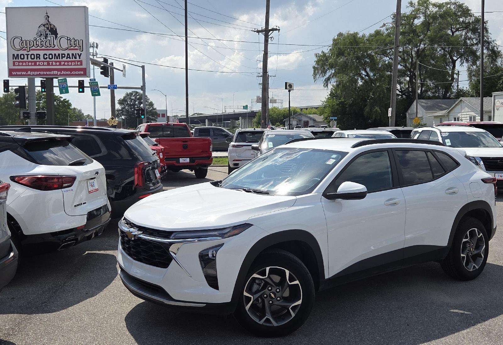 2025 Chevrolet Trax LT FWD