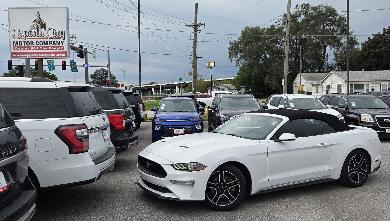 Oxford White 2020 Ford Mustang Convertible Rear-Wheel Drive Automatic