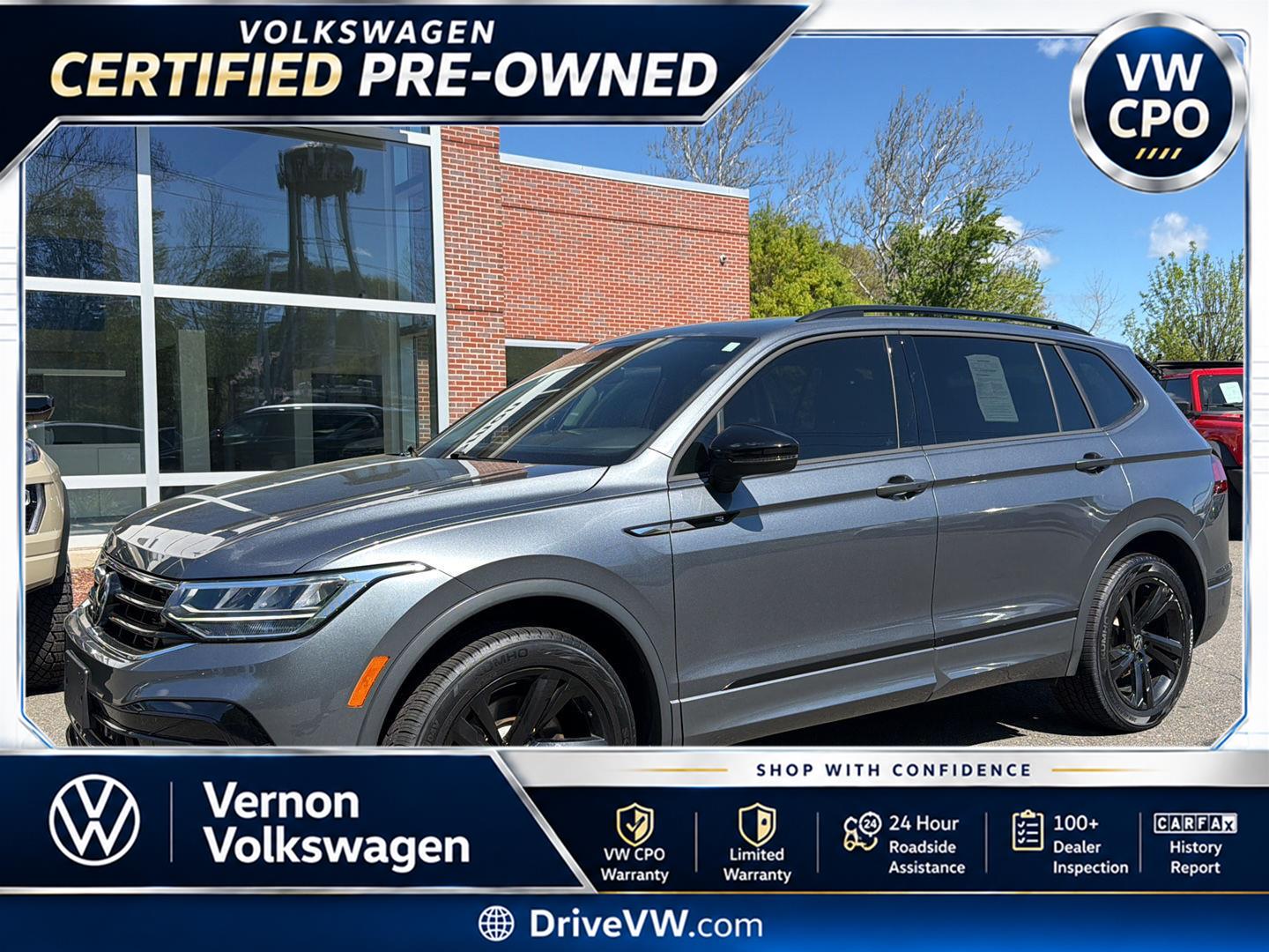 Platinum Gray Metallic 2024 Volkswagen Tiguan SE R-Line Black 4Motion SUV / Crossover All-Wheel Drive Automatic