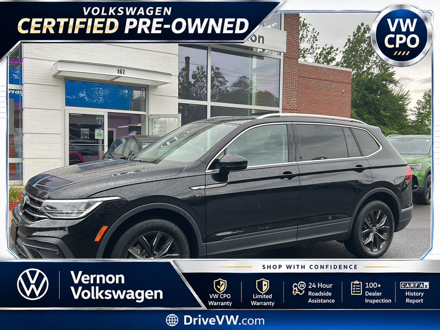 Deep Black Pearl 2024 Volkswagen Tiguan SUV / Crossover All-Wheel Drive Automatic