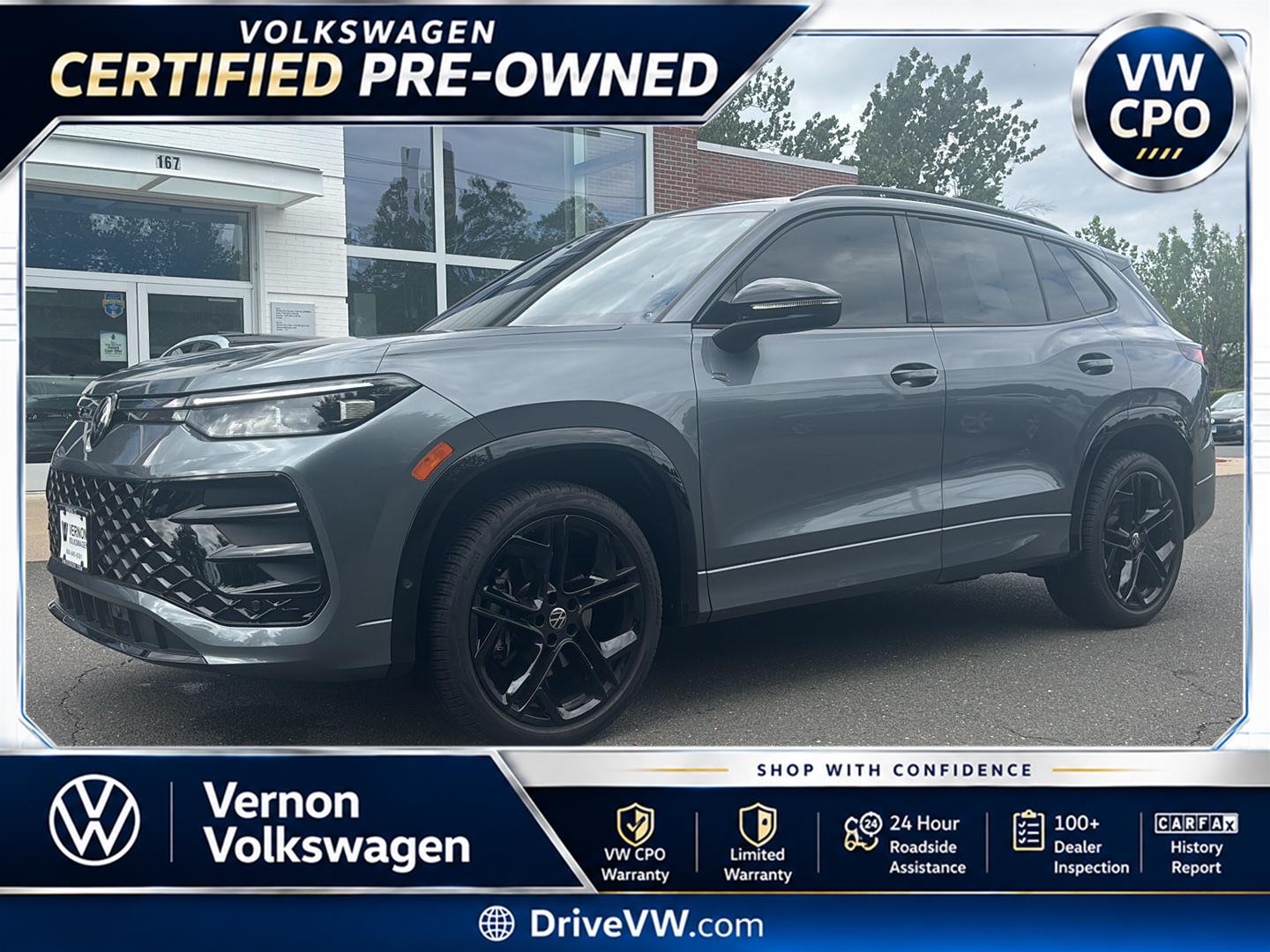 Platinum Gray Metallic 2025 Volkswagen Tiguan SUV / Crossover All-Wheel Drive Automatic