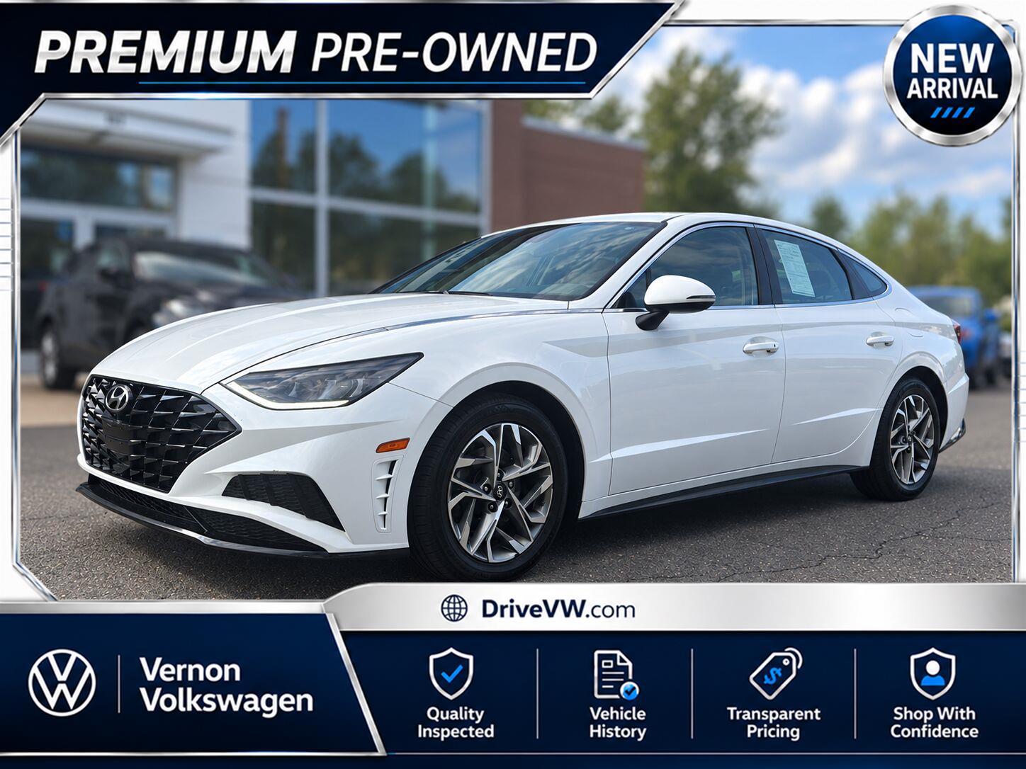 Serenity White 2023 Hyundai Sonata Sedan Front-Wheel Drive Automatic