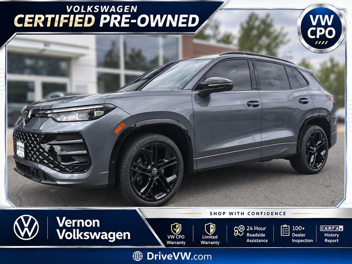 Platinum Gray Metallic 2025 Volkswagen Tiguan SUV / Crossover All-Wheel Drive Automatic