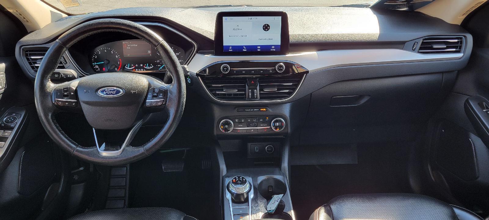 2020 Ford Escape SEL photo 2