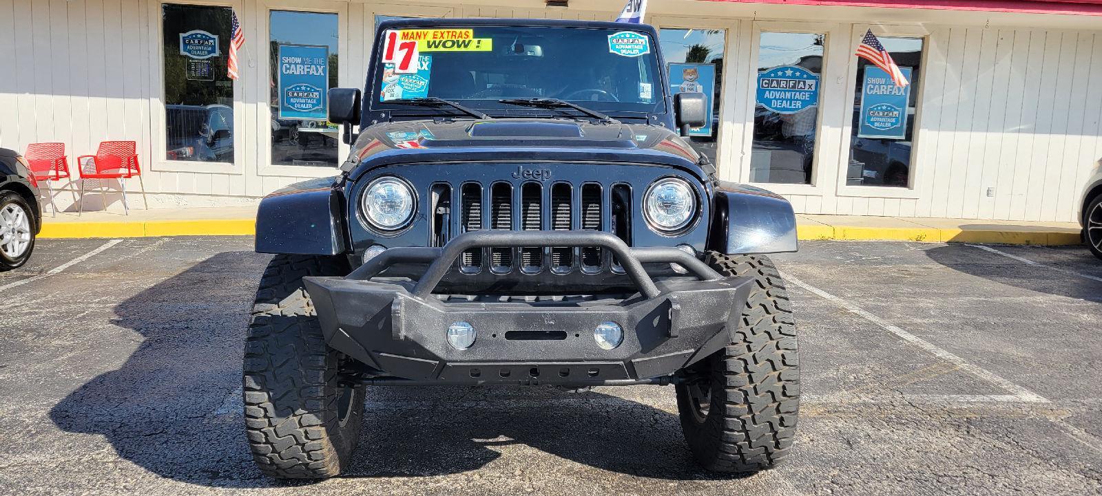 2017 Jeep Wrangler Unlimited Smoky Mountain photo 2