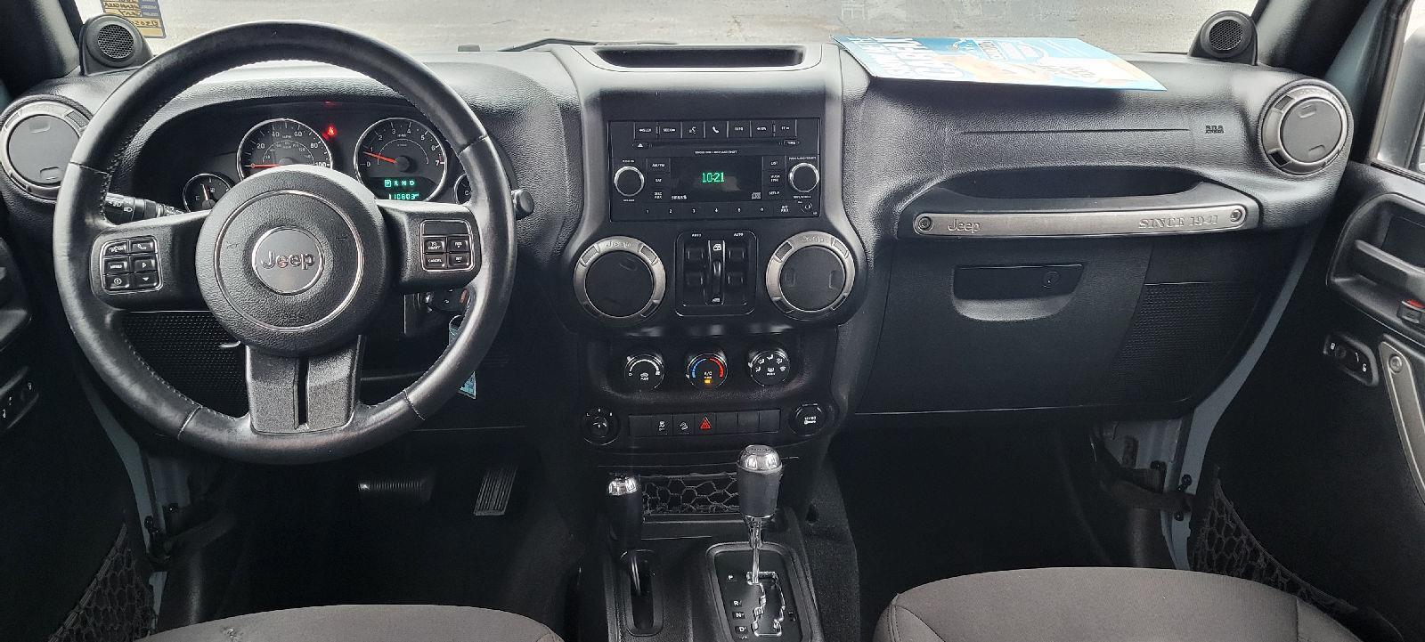 2014 Jeep Wrangler Unlimited Sport photo 4