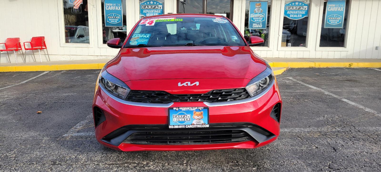 2024 Kia Forte LXS photo 2