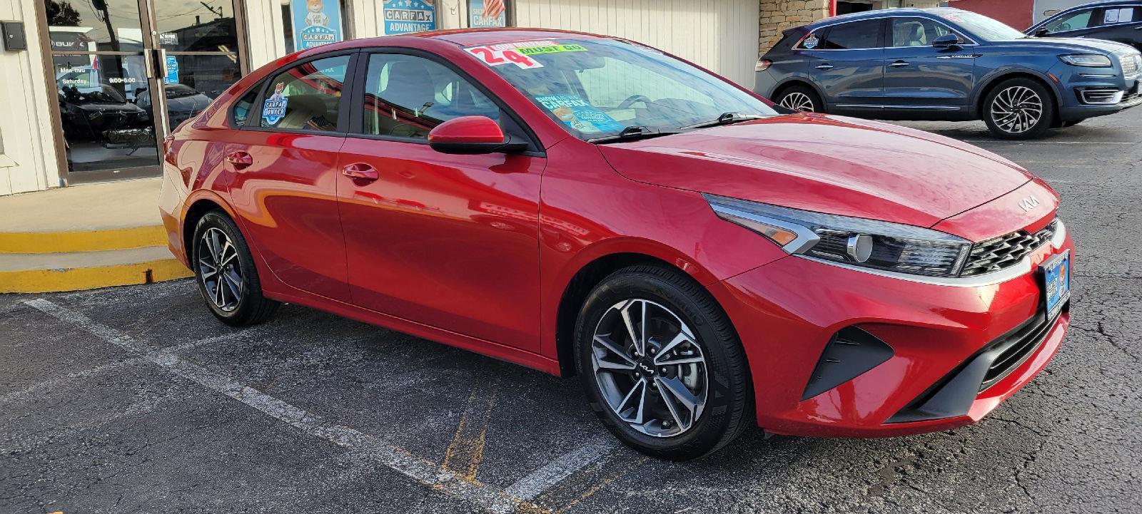 2024 Kia Forte LXS photo 3