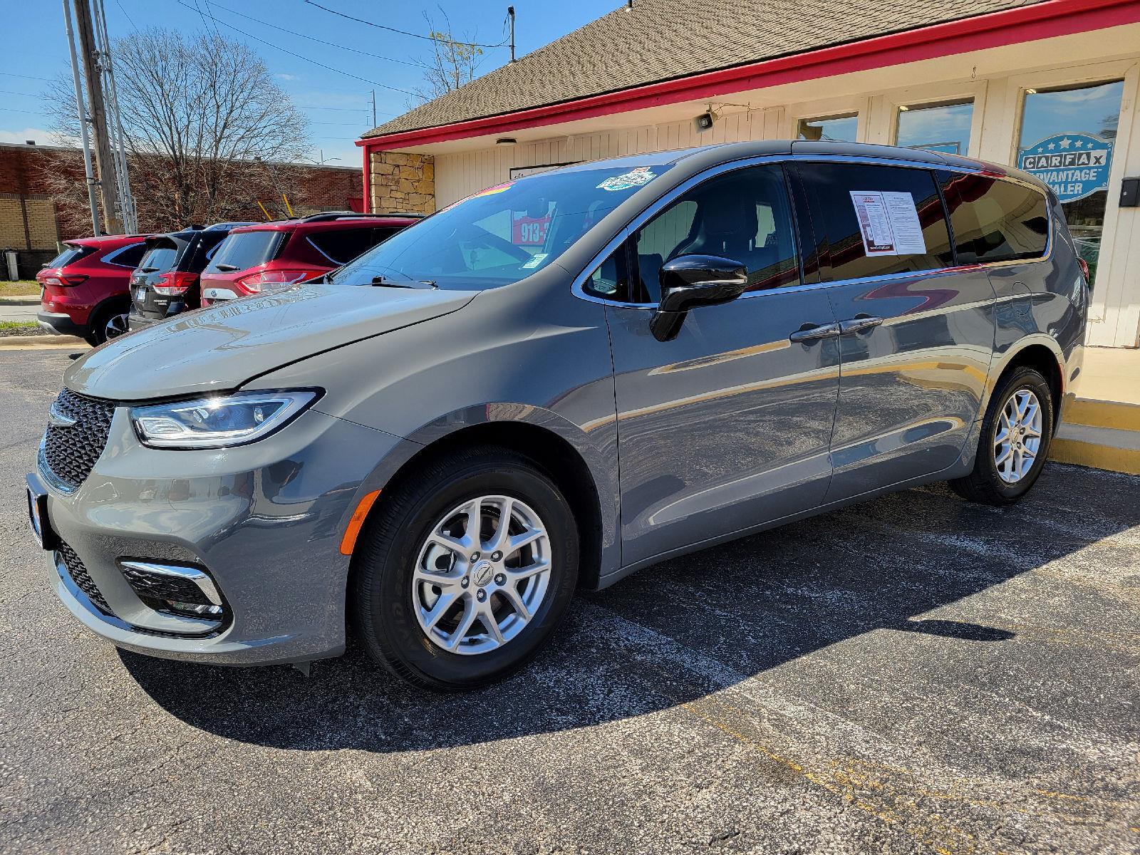 Vehicle Image 2