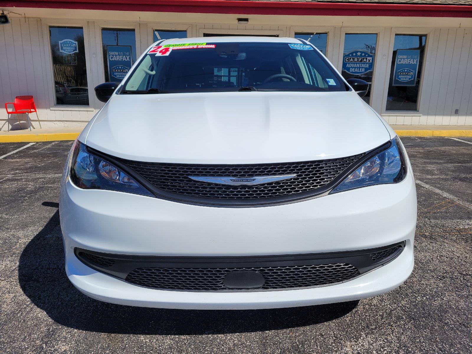 View vehicle photo 2