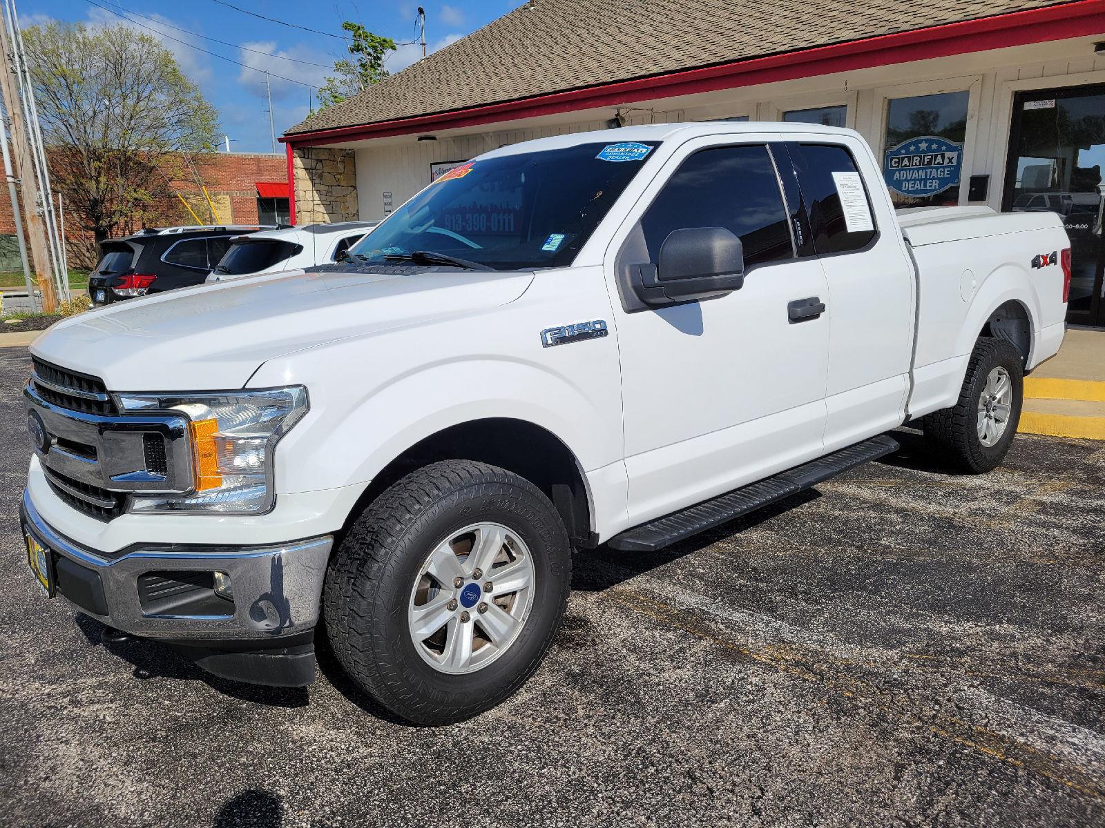 Oxford White 2018 Ford F-150 XLT SuperCab 4WD Pickup Truck Four-Wheel Drive Automatic