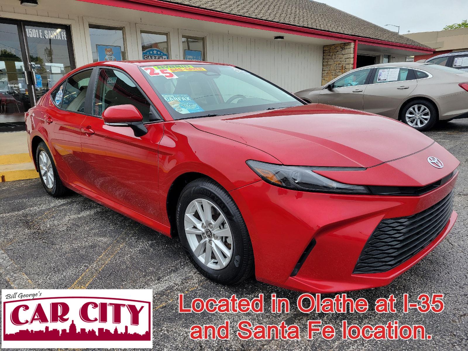 Supersonic Red 2025 Toyota Camry SE FWD Sedan Front-Wheel Drive Continuously Variable Transmission