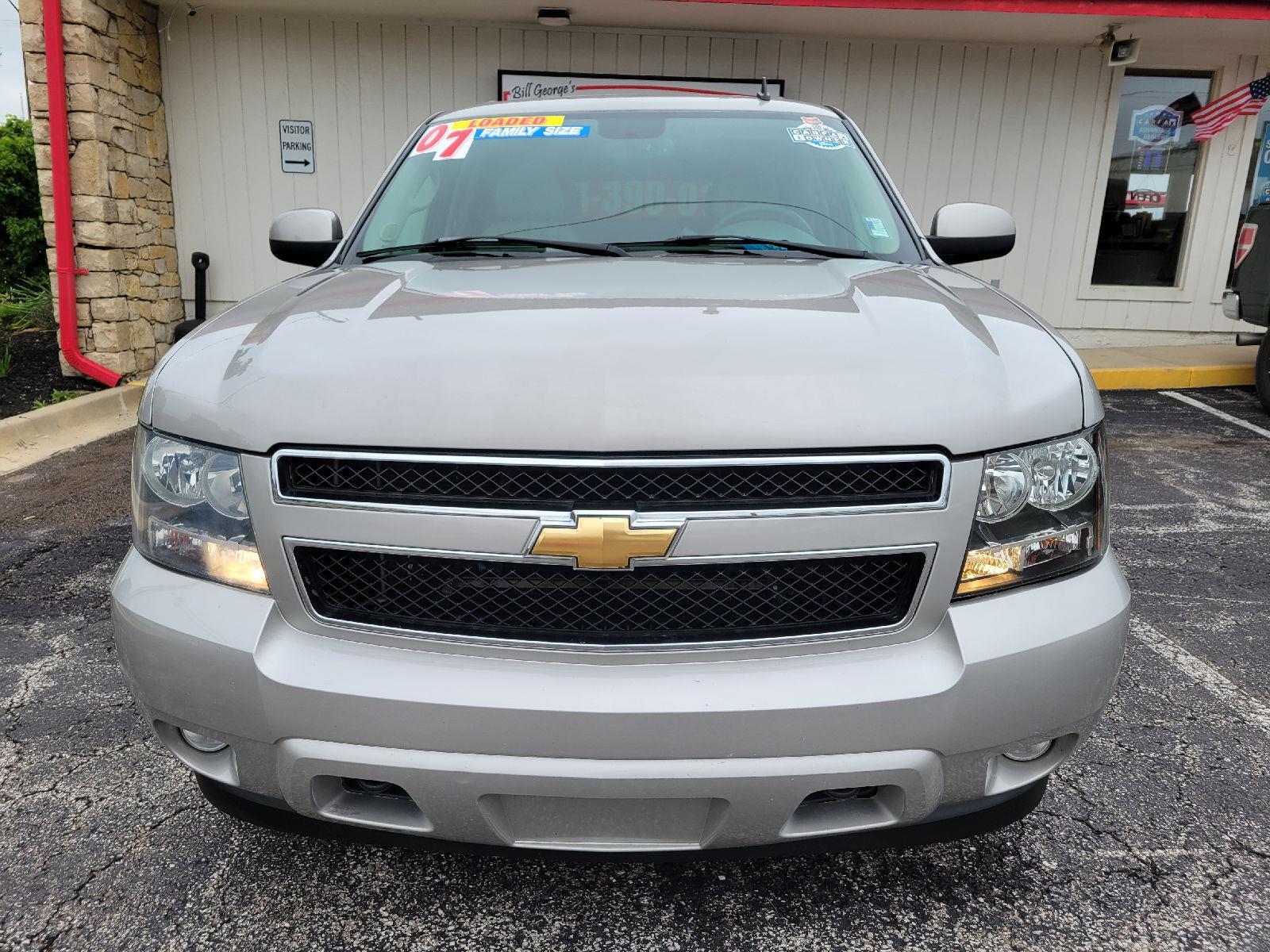 2007 Chevrolet Suburban 4WD 1500 w/LT's photo