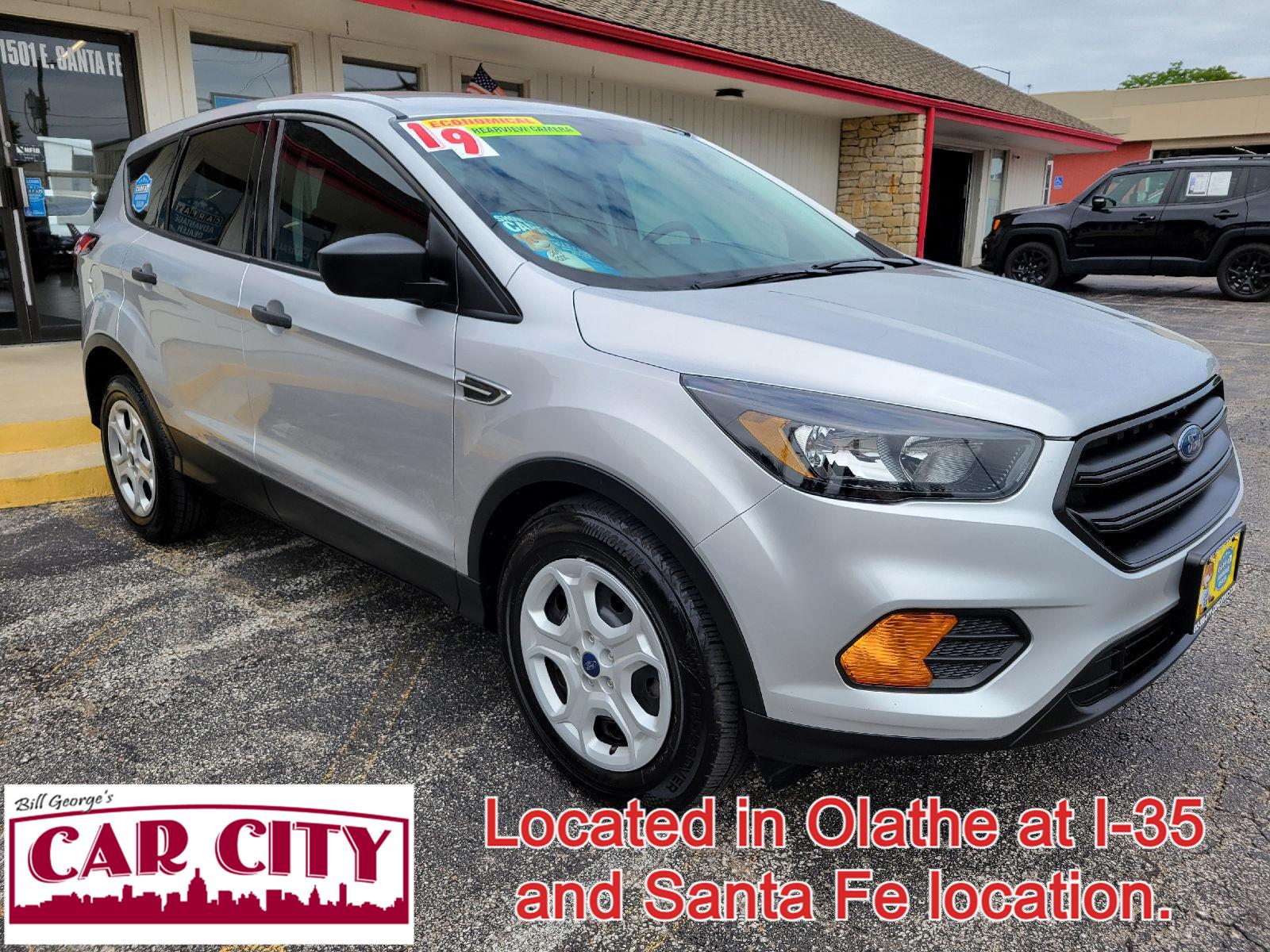 Ingot Silver Metallic 2019 Ford Escape S FWD SUV / Crossover Front-Wheel Drive Automatic