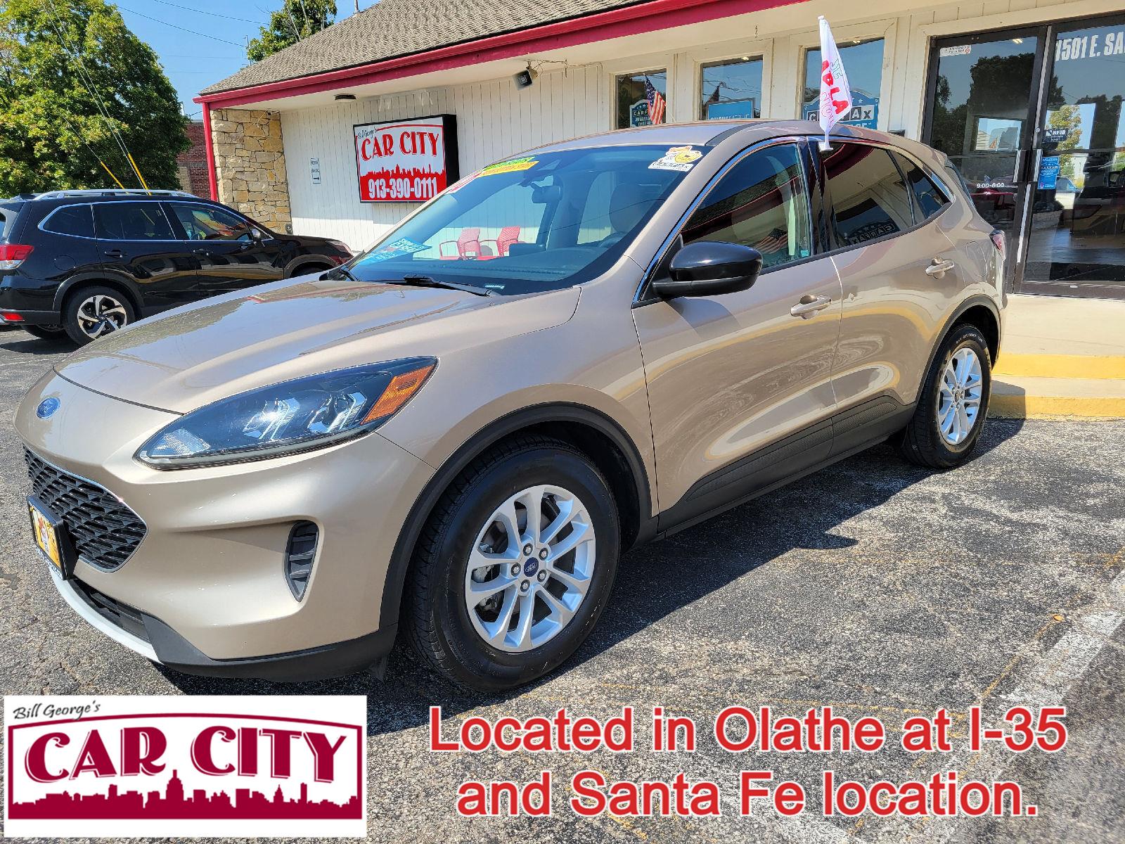 Desert Gold Metallic 2020 Ford Escape SUV / Crossover Front-Wheel Drive Automatic