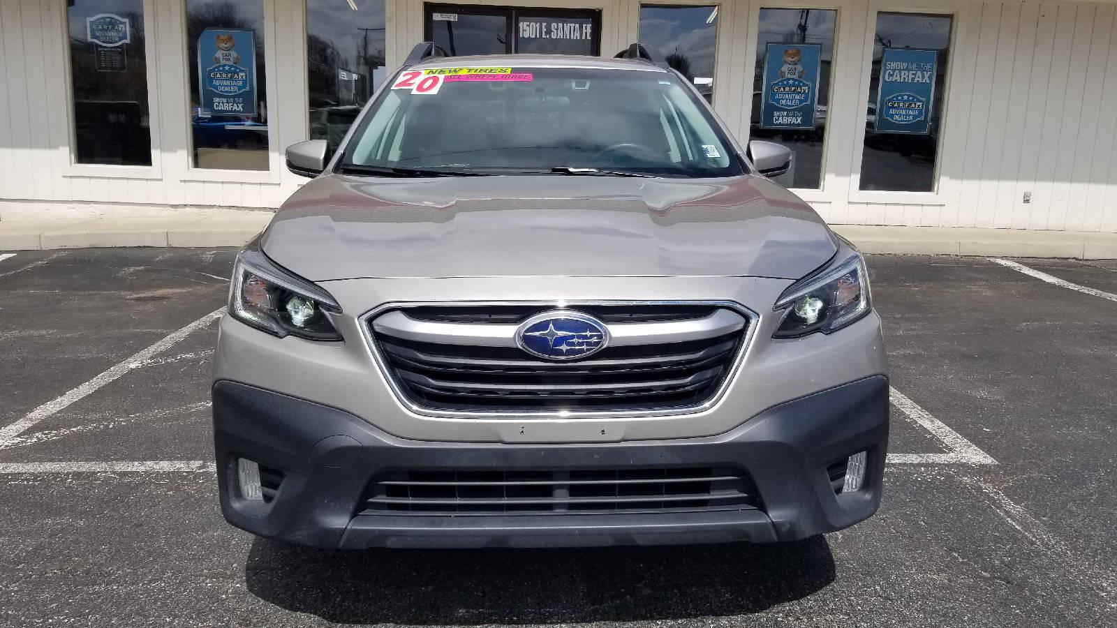 Used 2020 Subaru Outback Premium with VIN 4S4BTACC4L3223541 for sale in Kansas City