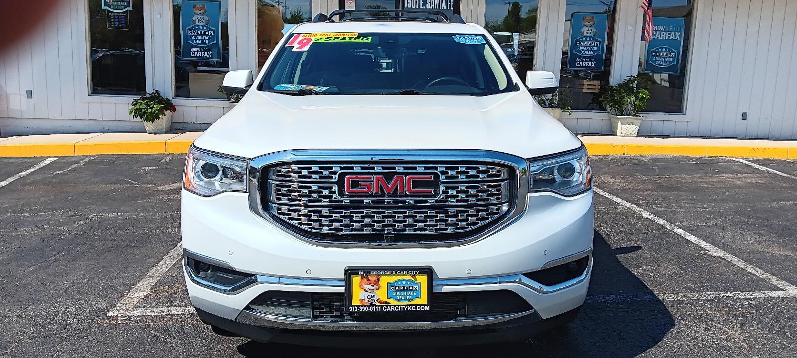 Used 2019 GMC Acadia Denali with VIN 1GKKNXLSXKZ110038 for sale in Kansas City