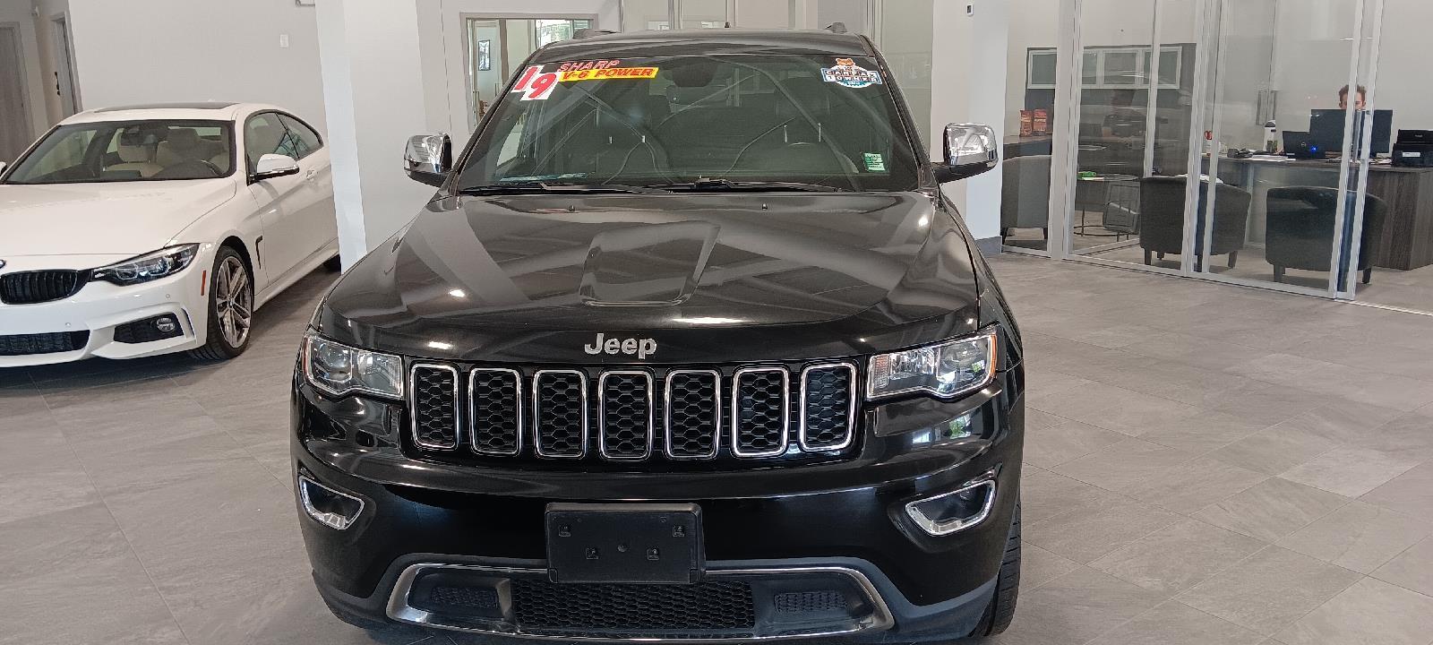 Used 2019 Jeep Grand Cherokee Limited with VIN 1C4RJEBG3KC690341 for sale in Kansas City