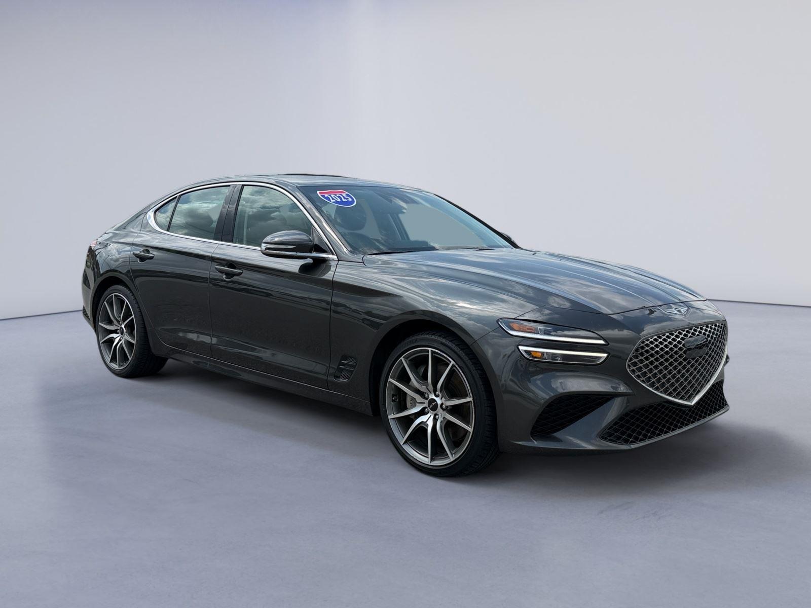 Makalu Gray 2025 Genesis G70 Sedan Rear-Wheel Drive Automatic