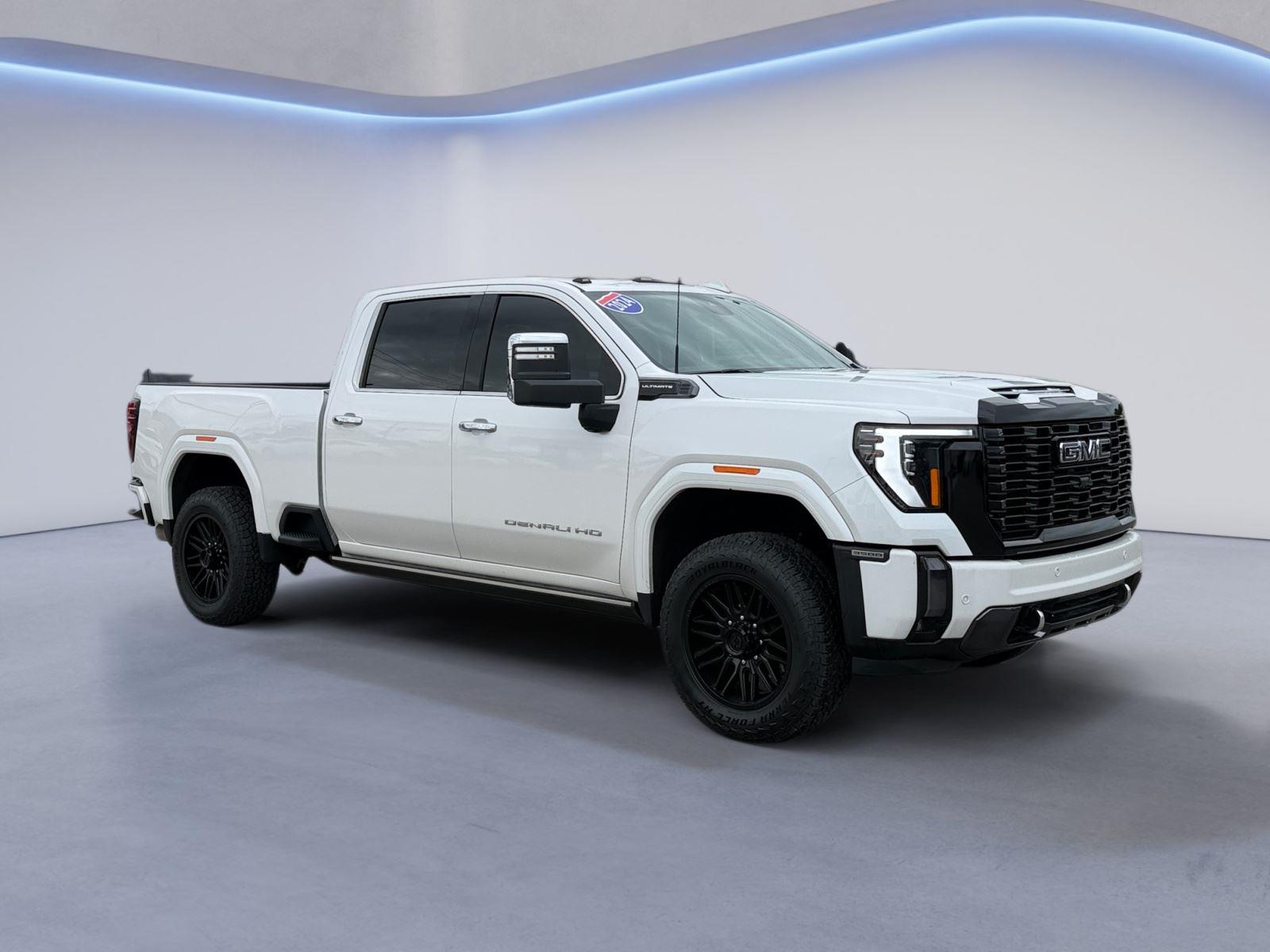 White Frost Tricoat 2024 GMC Sierra 3500HD Pickup Truck Four-Wheel Drive Automatic