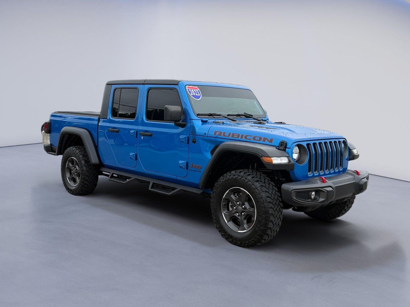 Hydro Blue Pearlcoat 2023 Jeep Gladiator Pickup Truck Four-Wheel Drive 8-Speed Automatic