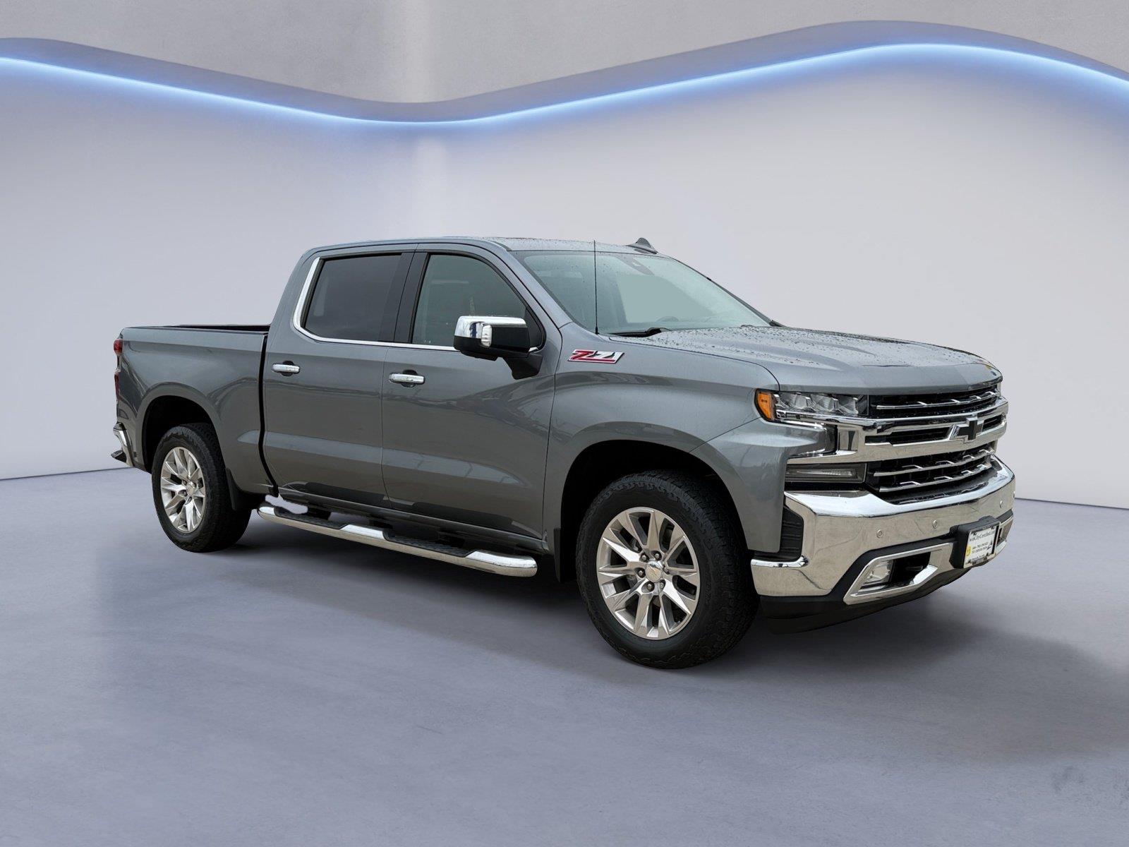 Gray 2022 Chevrolet Silverado 1500 Pickup Truck Four-Wheel Drive Automatic