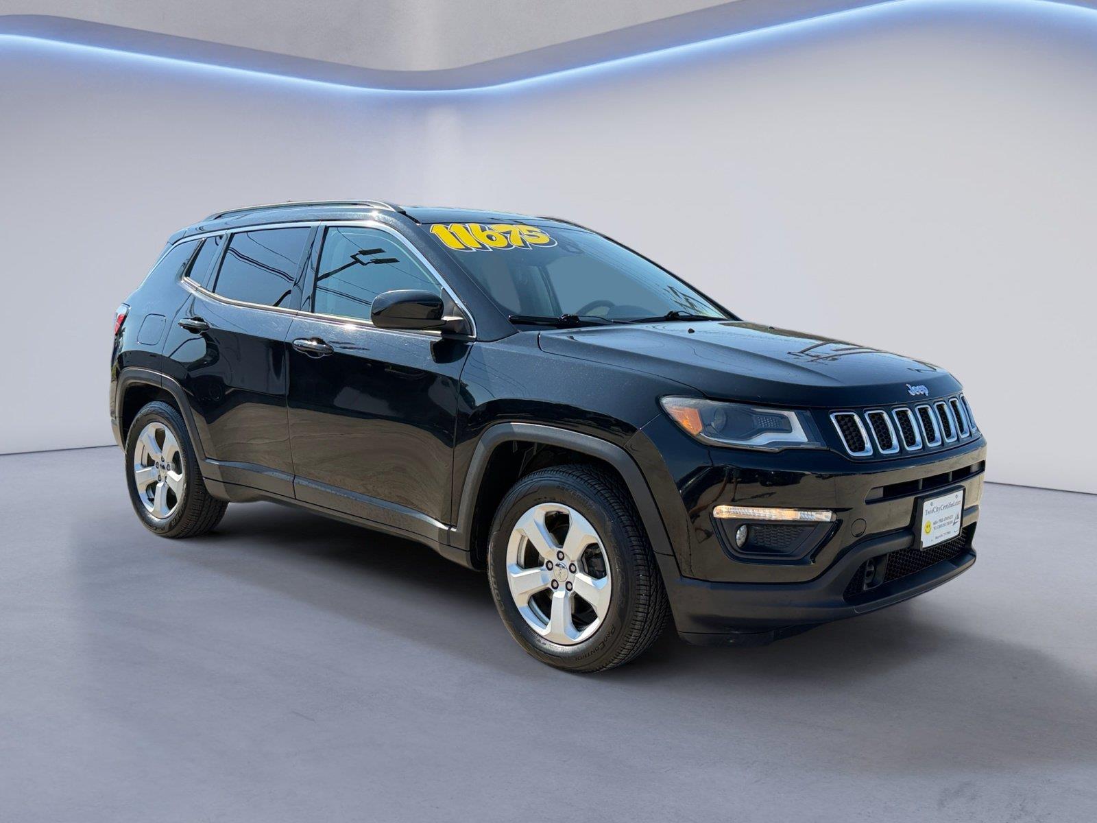 Diamond Black Crystal Pearlcoat 2018 Jeep Compass SUV / Crossover Front-Wheel Drive 6-Speed Automatic
