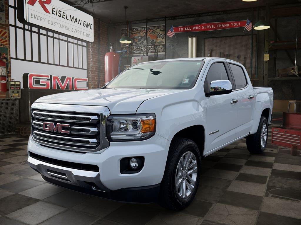 Summit White 2017 GMC Canyon Pickup Truck Four-Wheel Drive 8-Speed Automatic