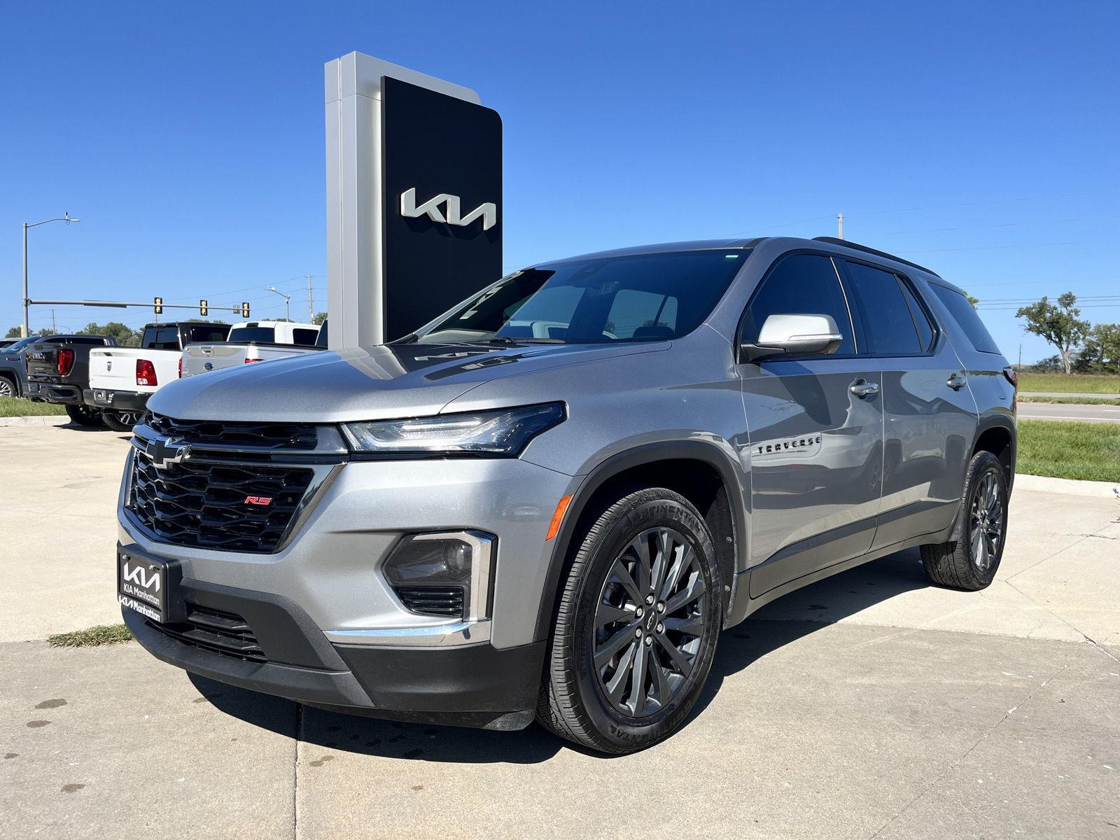 Sterling Gray Metallic 2023 Chevrolet Traverse RS AWD SUV / Crossover Four-Wheel Drive 9-Speed Automatic