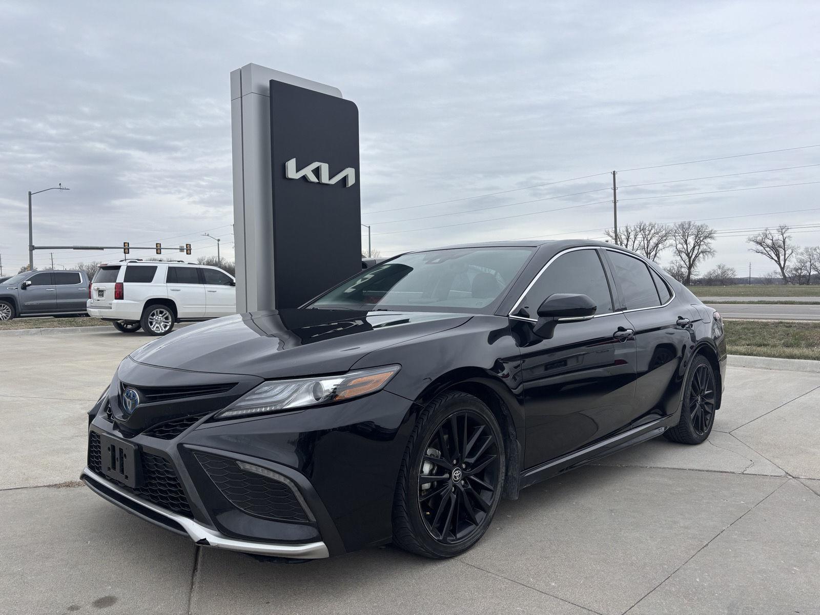 2024 Toyota Camry Hybrid XSE FWD