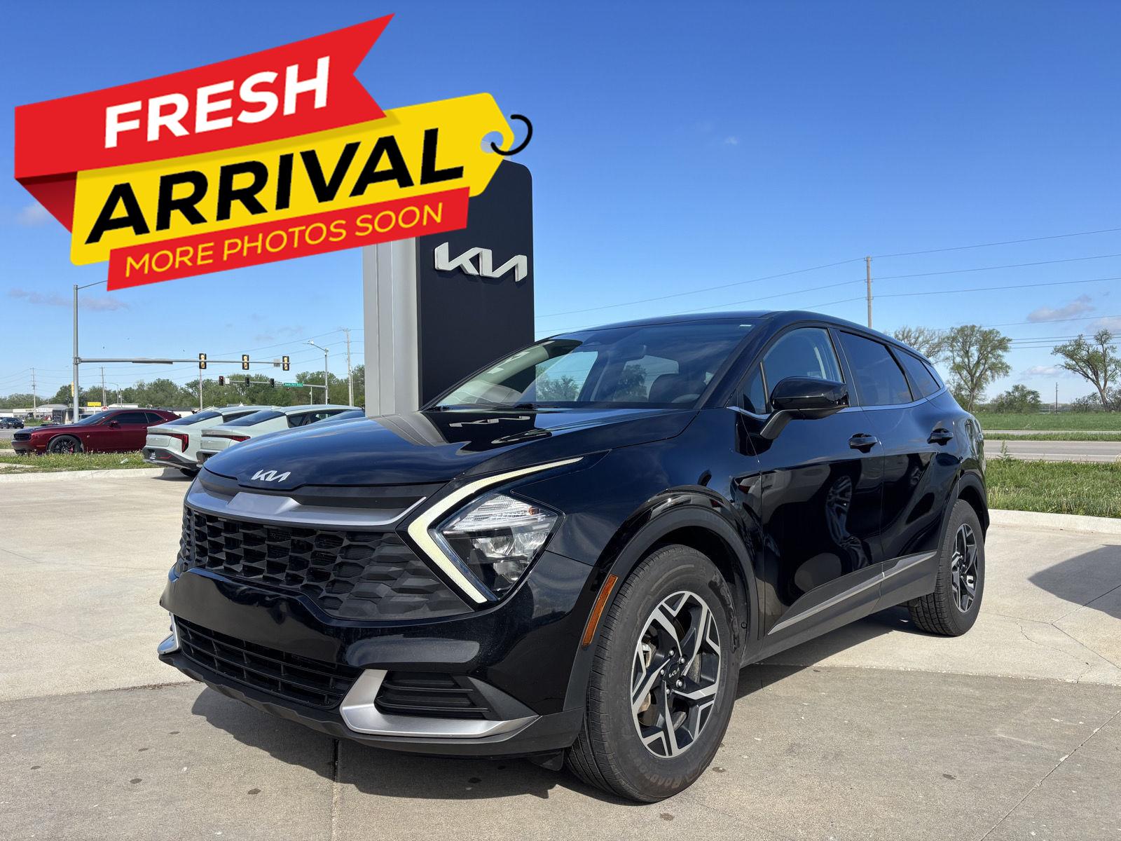 Fusion Black 2023 Kia Sportage LX FWD SUV / Crossover Front-Wheel Drive Automatic