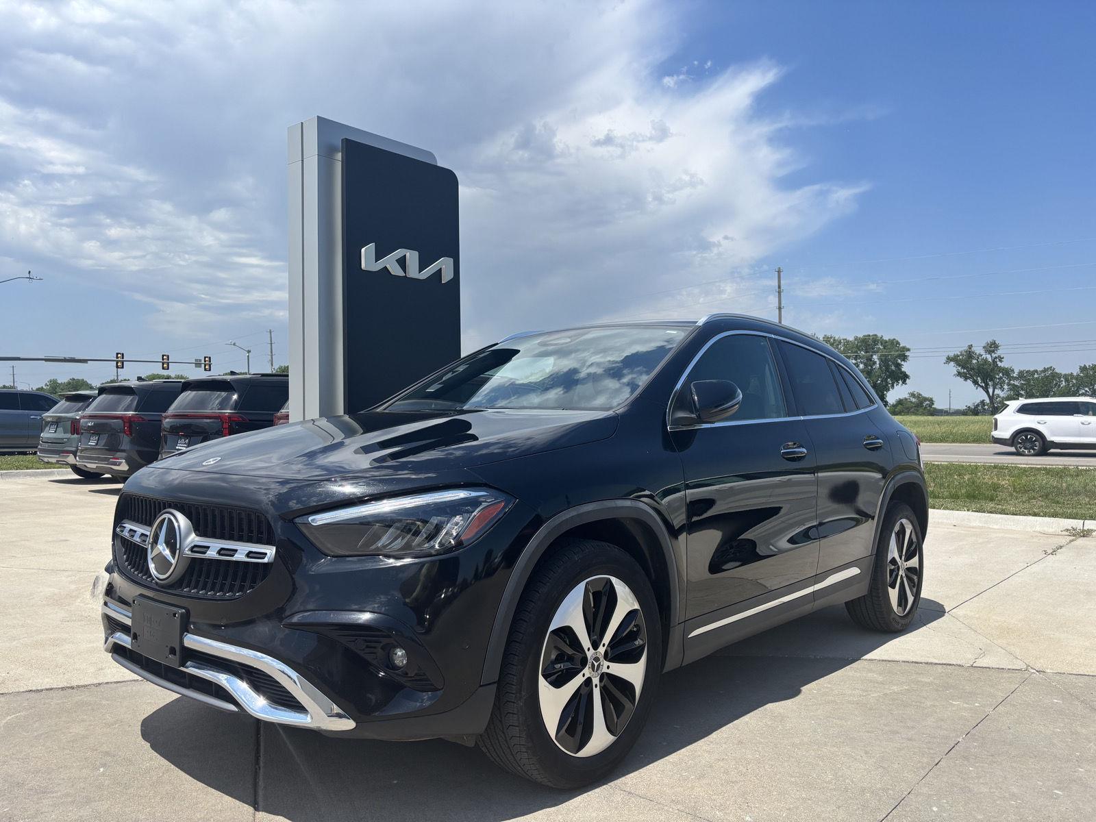 Night Black 2025 Mercedes-Benz GLA SUV / Crossover Front-Wheel Drive Automatic