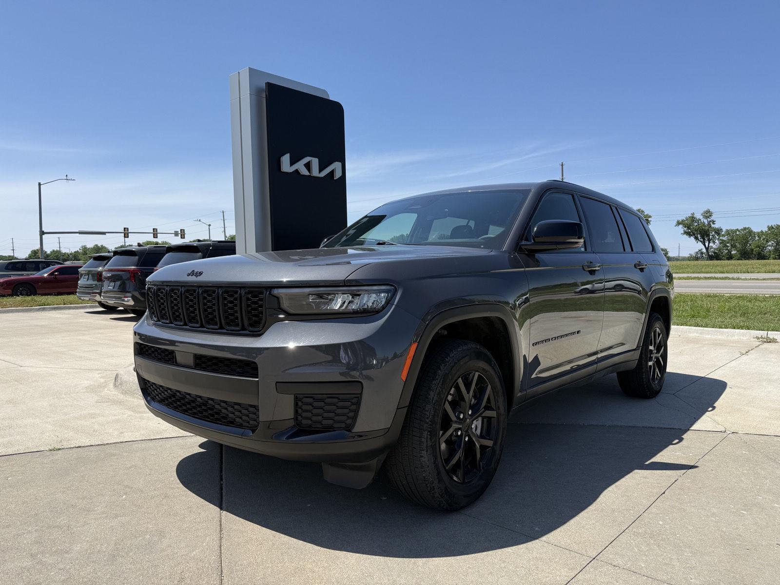2025 Jeep Grand Cherokee L Altitude X 4WD