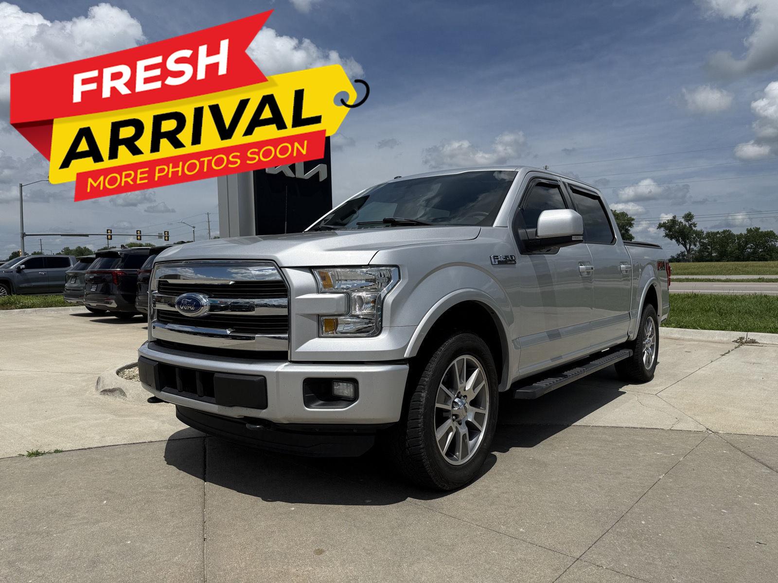 Ingot Silver Metallic 2016 Ford F-150 Lariat SuperCrew 4WD Pickup Truck Four-Wheel Drive 6-Speed Automatic