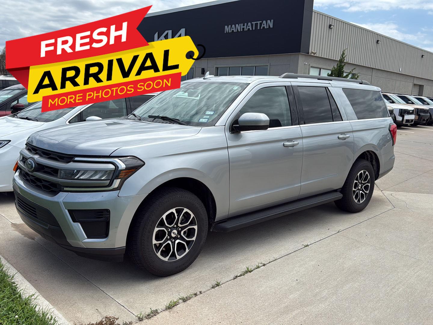Iconic Silver Metallic 2024 Ford Expedition SUV / Crossover 4X2 Automatic